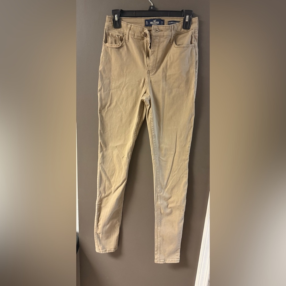 Hollister Women's Khaki Skinny Jeans
